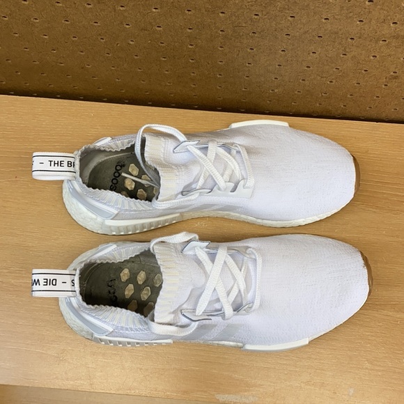 Adidas NMD_R1 Primeknit White Gum Sz 9 Men’s Shoes - Picture 7 of 12